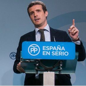 Posgrados que no eran y cargos inventados: el currículum de Casado, bajo sospecha