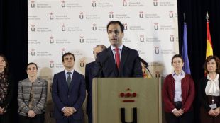 La URJC suspende al director del máster