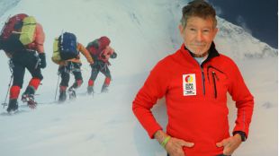 El alpinista Carlos Soria alcanza el campo base del Dhaulagiri