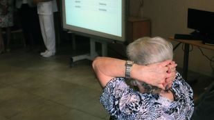 El Ayuntamiento 'obliga' a elegir: o vacaciones o plaza en el centro de día