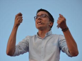 Errejón tensa la cuerda; los 'anticapis' decidirán esta tarde