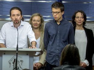 Bescansa propone un pacto a Errejón para 'asaltar' Podemos