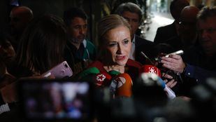 La oposición reprocha a Cifuentes el trato a la prensa de sus escoltas