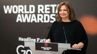 Marta Álvarez entrega el Premio Isidoro Álvarez del World Retail Congress a Jorge Pont y Gilbert Harrison