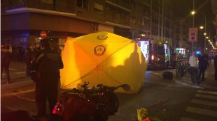 Un motorista, muy grave tras chocar con un turismo