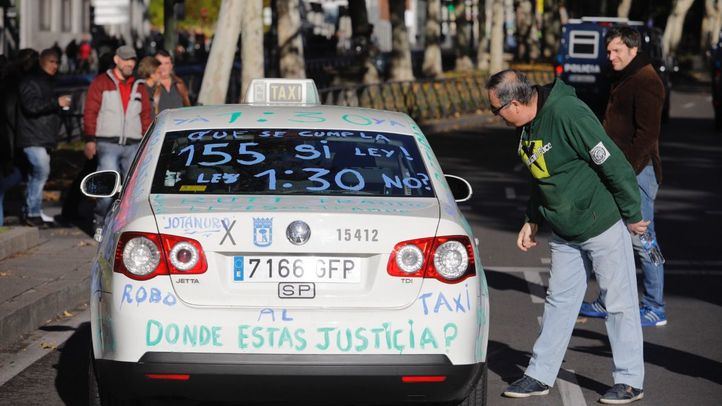 Manifestación de taxistas de toda España el día que se ha convocado una huelga de 24h en el sector del taxi.