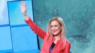 Cifuentes tira de "lealtad" a Rajoy en su despedida