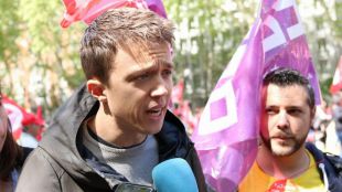 Errejón parafrasea a la dimitida Cifuentes: "El tiempo de los corruptos ha llegado a su fin"