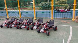Karts y minigolf en la sexta feria de la familia