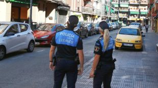 Arrestados dos hombres por un atraco a mano armada