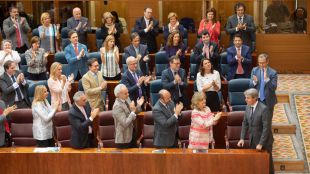 Garrido sucede a Cifuentes con los votos de Cs