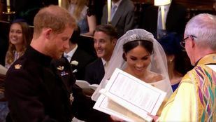 Meghan Markle y el príncipe Harry se dan el 'sí quiero'