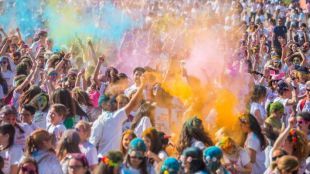 Más de 3.000 personas coloreadas por la igualdad