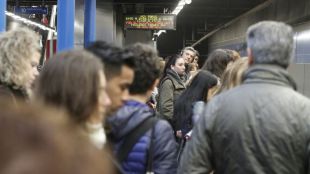 Huelga en Metro los días 1, 4, 8 y 15 de junio por el amianto