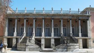 La oposición, a favor de paralizar las obras de El Capricho