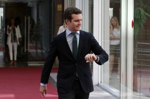 El Cisneros apoya a Casado pero admite que aprobó media carrera de una tacada