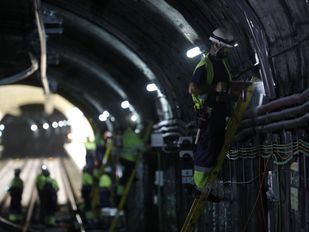 Trabajador de mantenimiento en los años 80: perfil común de las víctimas del amianto