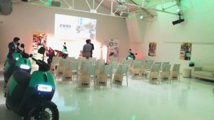 Bosch lanzará su servicio de moto compartida este verano