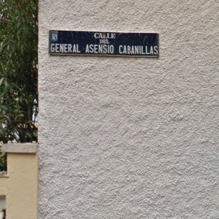 El ministro franquista Cabanillas se queda en Chamberí