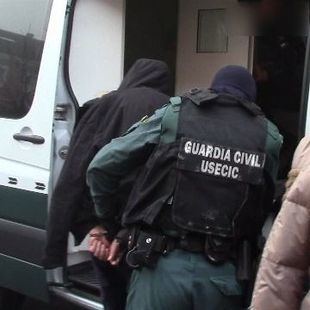 Dos detenidos por extorsión y robo con violencia