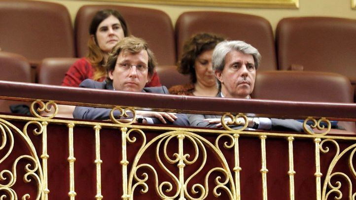 José Luis Martínez Almeida y Ángel Garrido, en el Congreso de los Diputados.