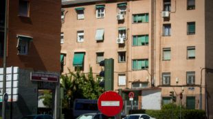 La Comunidad tiene 533 casas sociales vacías mientras 3.400 familias esperan una