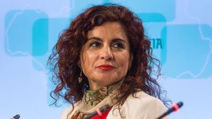 María Jesús Montero, la pipa de la paz de Sánchez con Andalucía