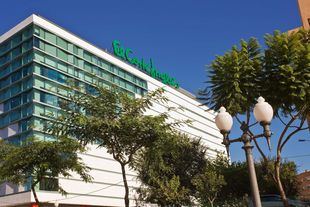 El Corte Inglés refuerza su política ambiental y reduce su consumo eléctrico un 7%