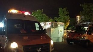 Vehículos de protección civil en las fiestas de Coslada.