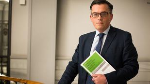 "La reforma territorial da un vértigo terrible a todos los partidos"