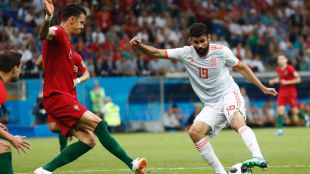 España empieza con empate a tres frente a Portugal