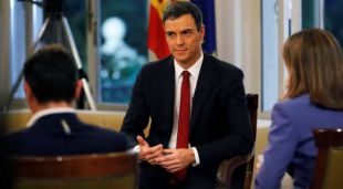 Sánchez será el presidente que se atreva a sacar a Franco del Valle de los Caídos