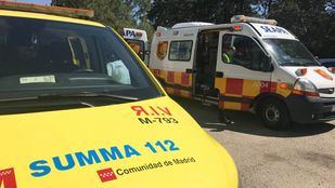 Sanitarios del SUMMA 112 y SEAPA en el lugar de los hechos.