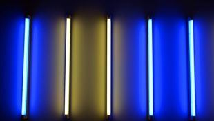 Pantallas estancas con tubo LED: Qué son, ventajas y dónde colocarlas