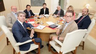 Un cheque-formación y ayudas a colectivos vulnerables, nuevas medidas para fomentar el empleo