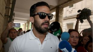 El tribunal pide información sobre el pasaporte del guardia civil de La Manada