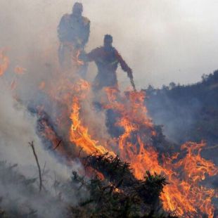 Los retenes de extinción de incendios forestales, llamados a la huelga