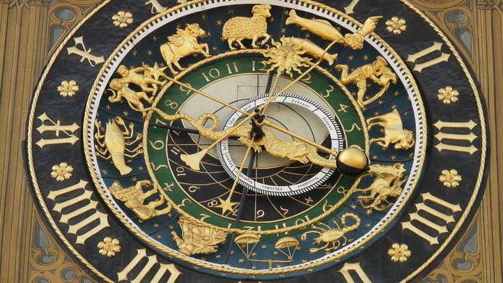 ¿Qué le depara el zodiaco este martes?