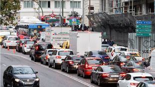 Las obras de Gran Vía impiden el acceso en coche en hora punta