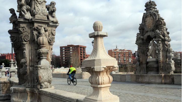 El Puente de Toledo, base de uno de los itinerarios.