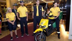 El Corte Inglés Empresas vestirá a 24.600 empleados de Correos en los próximos 4 años