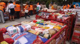 El Gobierno y las comunidades acuerdan trabajar en un nuevo reparto del 0,7% para ONG