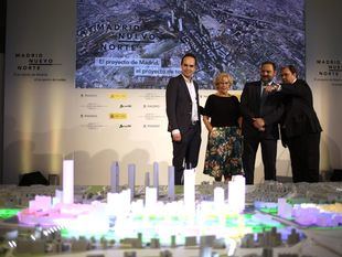 Tres rascacielos, un centro de negocios y 6.000 millones