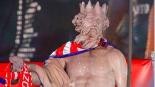 Cuando Neptuno dejó de mirar a Cibeles