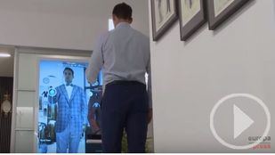 Probarse un traje sin quitarse la ropa es posible