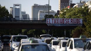 Los taxistas desconvocan la huelga y dejan la Castellana