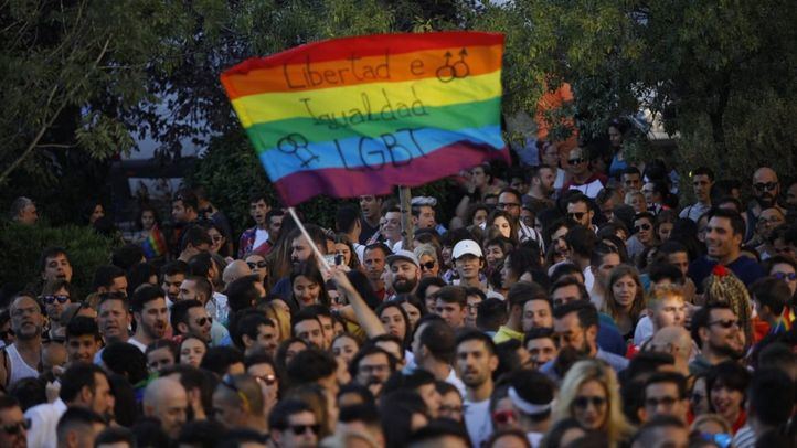 Varias asociaciones LGTBI han prestado apoyo a los jóvenes.