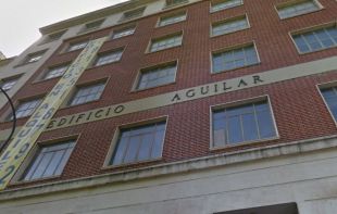 Los antidisturbios desalojan a los ultras de Hogar Social de Juan Bravo