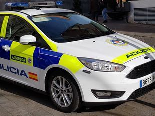 Encierra a su hijo en el coche para irse a tomar un pincho