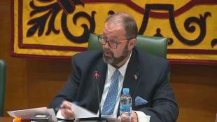 El nuevo alcalde defiende a Ruipérez y buscará un Gobierno "multicolor"